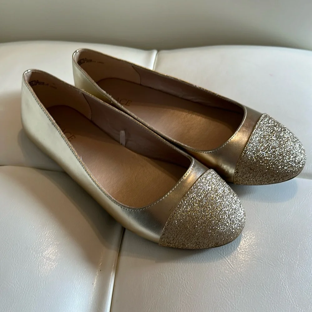 🎀 Place Girls Gold Glitter Slip On Shoes Flats Party Formal Gorgeous